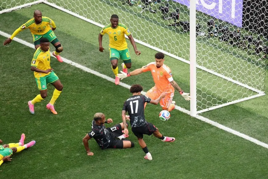 كندا تهزم جنوب إفريقيا وتتأهل إلى الدور 16 في كأس العالم