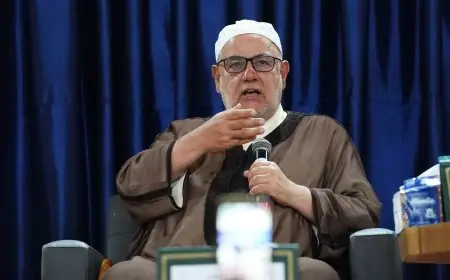 بنكيران: لا يجب أن يتدخل في شؤوننا لا ماكرون ولا "ميكروب"
