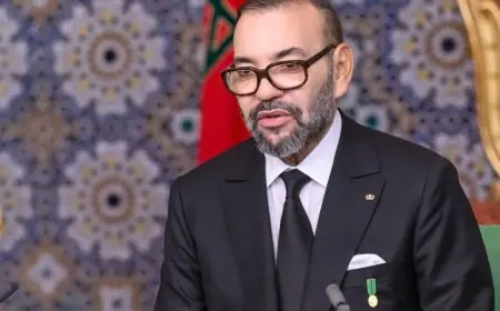 الملك محمد السادس يهنئ آندي بورنم بتعيينه وزيرا أول للمملكة المتحدة