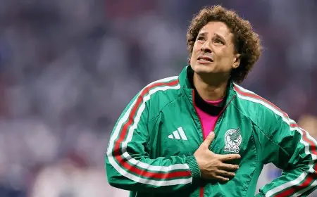 حارس منتخب المكسيك أوتشوا يعلن اعتزاله كرة القدم
