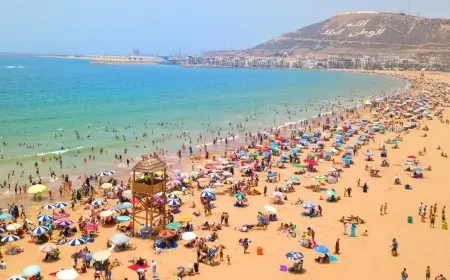 إقبال كبير على وجهة أكادير السياحية وتراجع الإقبال على مناطق الشمال بسبب غلاء الأسعار