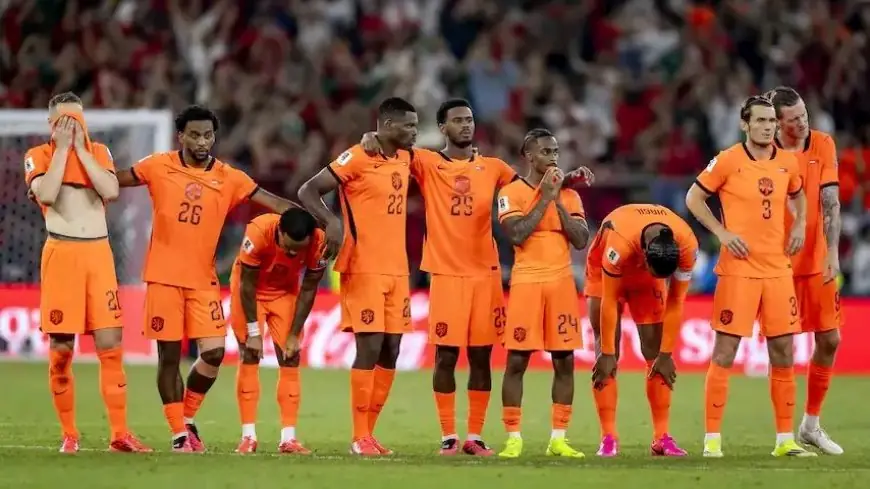 الاتحاد الهولندي لكرة القدم يندد بإساءات عنصرية ضد لاعبي هولندا بعد الخسارة أمام المغرب وتوديع مونديال 2026