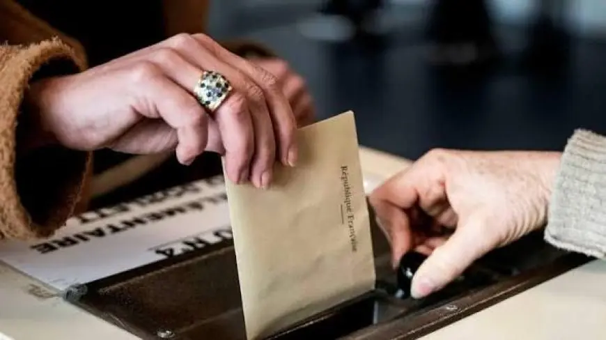 Présidentielle 2027 en France : Le premier tour fixé au 18 avril, Macron ne peut pas se représenter