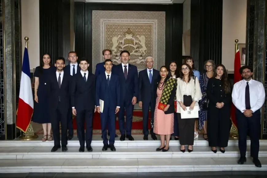 الطالبي العلمي يستقبل وفدا من المنتخبين الشباب الفرنسيين بالرباط