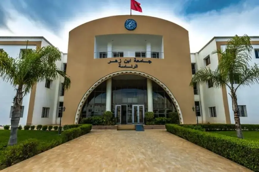أزمة داخل ENSA أكادير تصل إلى الديوان الملكي.. أساتذة يتهمون الإدارة بفرض نجاح طلبة خارج الضوابط القانونية
