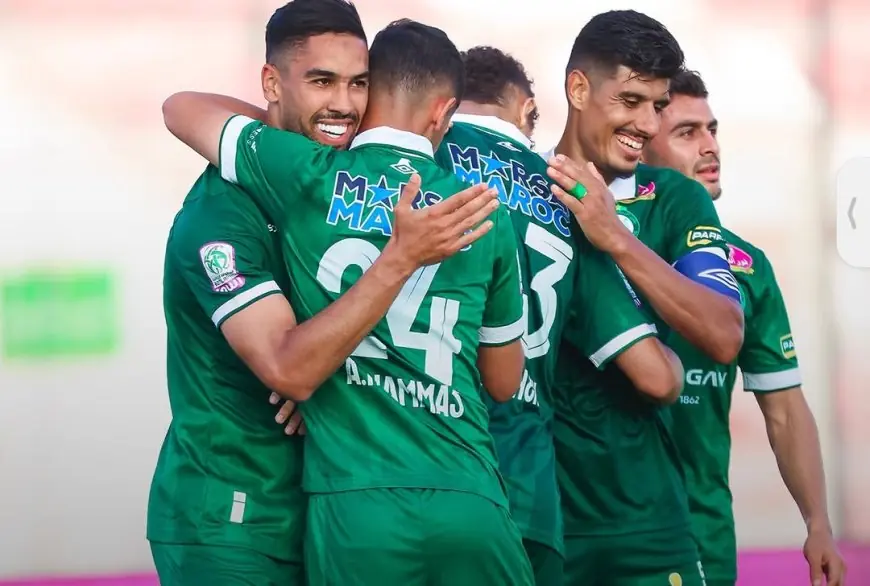 الرجاء يضمن مقعدا في كأس الكونفدرالية الأفريقية واتحاد تواركة يعمق جراح الوداد في ختام البطولة الاحترافية
