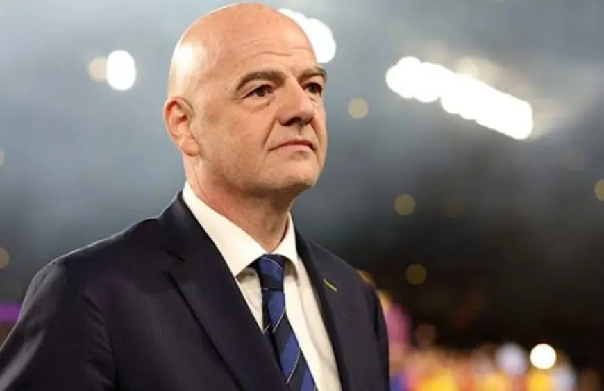 نواب أوروبيون يطالبون بالتحقيق مع إنفانتينو بسبب "عقوبة بالوغون" في كأس العالم