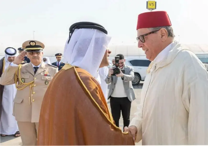 Aziz Akhannouch à Doha pour présenter les condoléances du Roi Mohammed VI suite au décès de l’émir père du Qatar