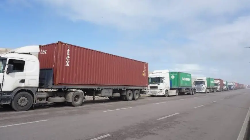 مهنيو النقل الطرقي يشيدون بتحسن أداء نظام "NAVIS" بميناء الدار البيضاء بعد تجاوز الإكراهات الأولية