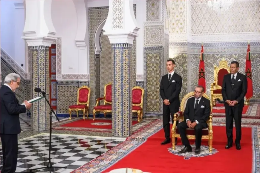 SM le Roi Mohammed VI reçoit le Wali de Bank Al-Maghrib et prend connaissance du rapport annuel 2025