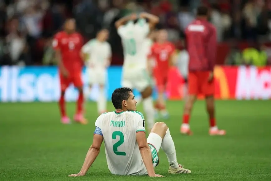 الاعب الجزائري عيسى ماندي يعلن إعتزاله اللعب دوليا
