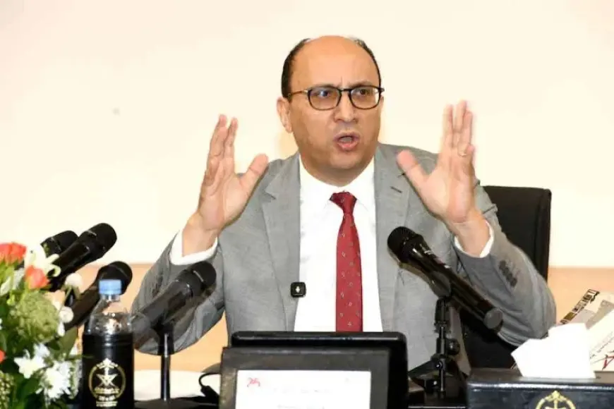 وسيط المملكة: اختلالات التواصل تعمق أزمة العلاقة بين الإدارة والمرتفق