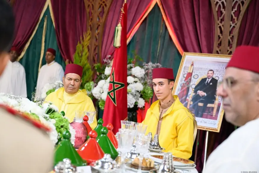 Fête du Trône : un déjeuner offert par le Chef du gouvernement à Tétouan en présence du Prince Héritier Moulay El Hassan et du Prince Moulay Rachid