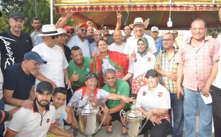 تتويج سطاد المغربي "ذكور" شباب أطلس خنيفرة "إناث"بلقب كأس العرش للكرة الحديدية