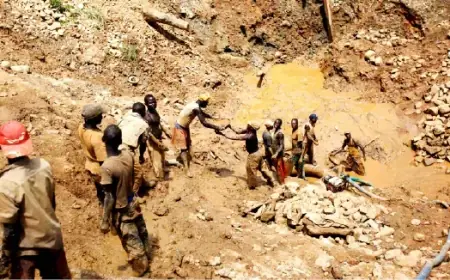 مقتل 100 شخص على الأقل في انهيار منجم للذهب بجمهورية إفريقيا الوسطى
