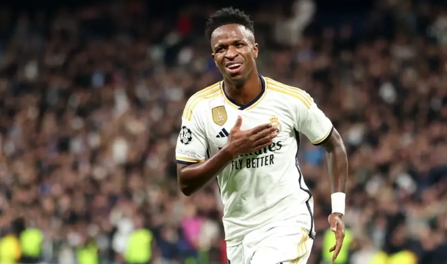 رسميا: ريال مدريد يمدد عقد البرازيلي فينيسيوس جونيور حتى عام 2032