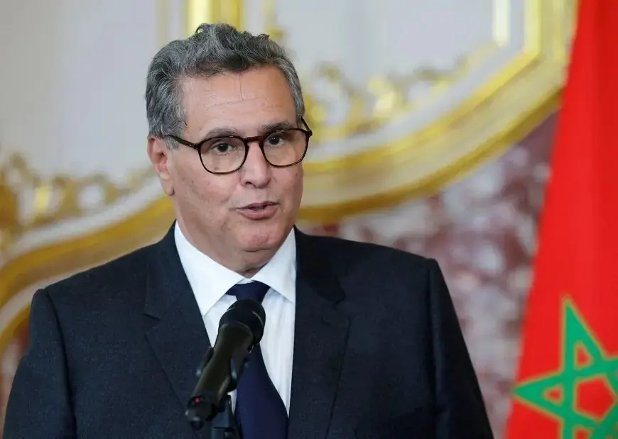 Aziz Akhannouch passe l’été à Taghazout : entre repos, politique et gestion communale à Agadir