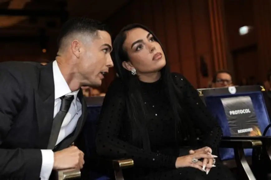 Cascais : Cristiano Ronaldo s'est marié avec Georgina Rodriguez après 10 ans d'amour