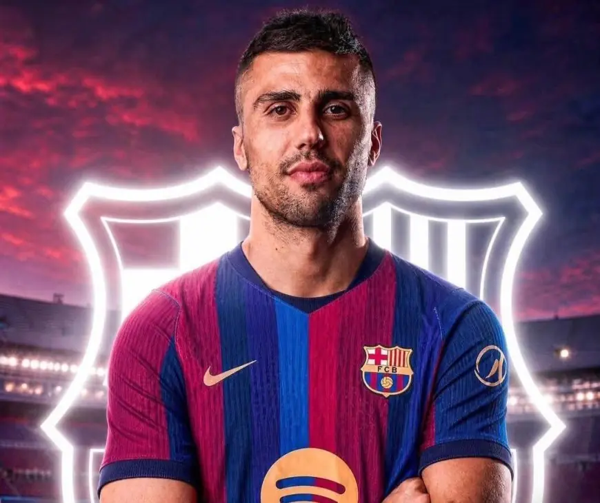 رودري ينضم إلى برشلونة بعد الاتفاق مع مانشستر سيتي