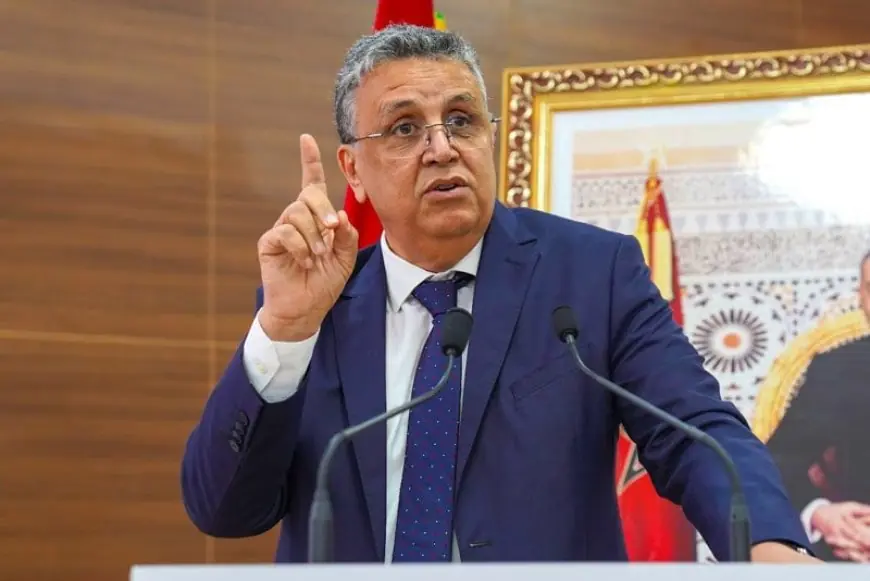 وهبي: المغرب مستعد لإرسال حافلات لإعادة القاصرين الموجودين في سبتة
