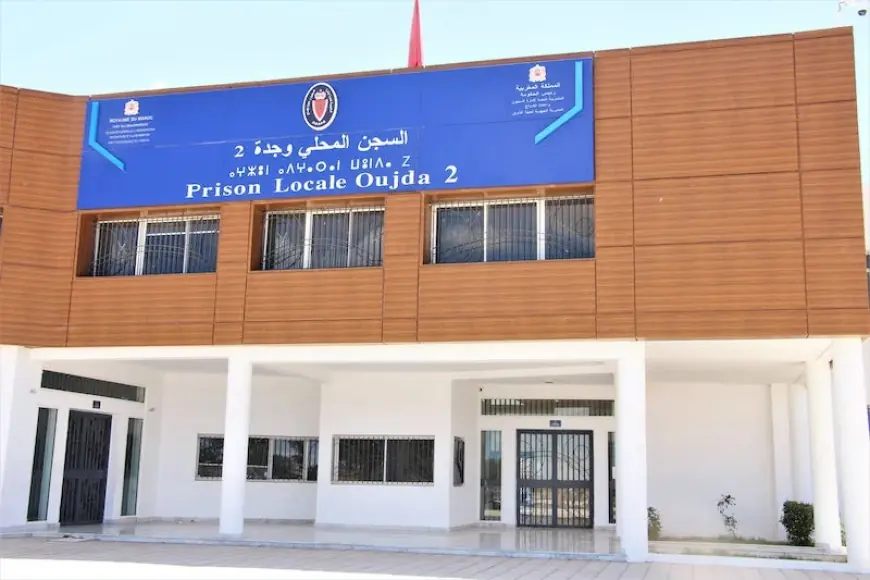 إدارة سجن وجدة تنفي إهمال الوضع الصحي لأحد السجناء