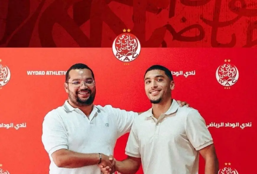 رسمياً: الوداد الرياضي يتعاقد مع سفيان هيتلي قادماً من تلستار الهولندي