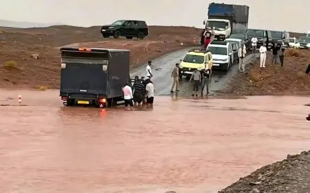 السيول الجارفة تقطع الطريق الوطنية رقم 10 بين سكورة وقلعة مكونة