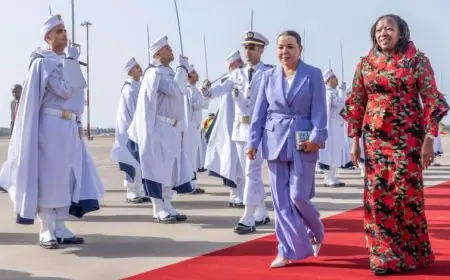 الأميرة للا أسماء والسيدة الأولى لكينيا تزوران مرضى استفادوا من زراعة قوقعة الأذن بالرباط