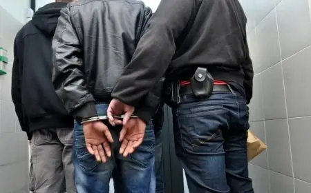 أكادير.. توقيف 3 سينغاليين بالسد القضائي بحوزتهم قارب مطاطي ومعدات ملاحة متطورة