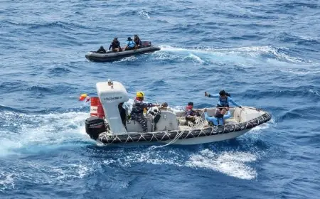 إندونيسيا تمدد عمليات البحث عن 126 مفقودا إثر غرق عبّارة في بحر جاوة