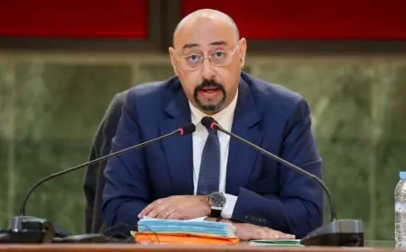 عمدة طنجة يعود من الخارج ويُحال على الشرطة القضائية