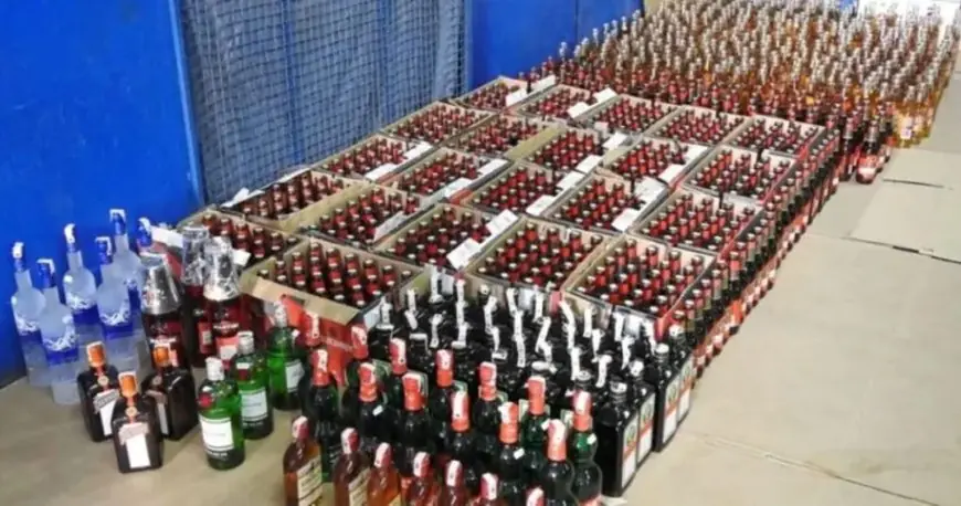 الدرك الملكي يطيح بورشة سرية لتقطير الكحول بالعيون ويحجز أكثر من 1200 لتر