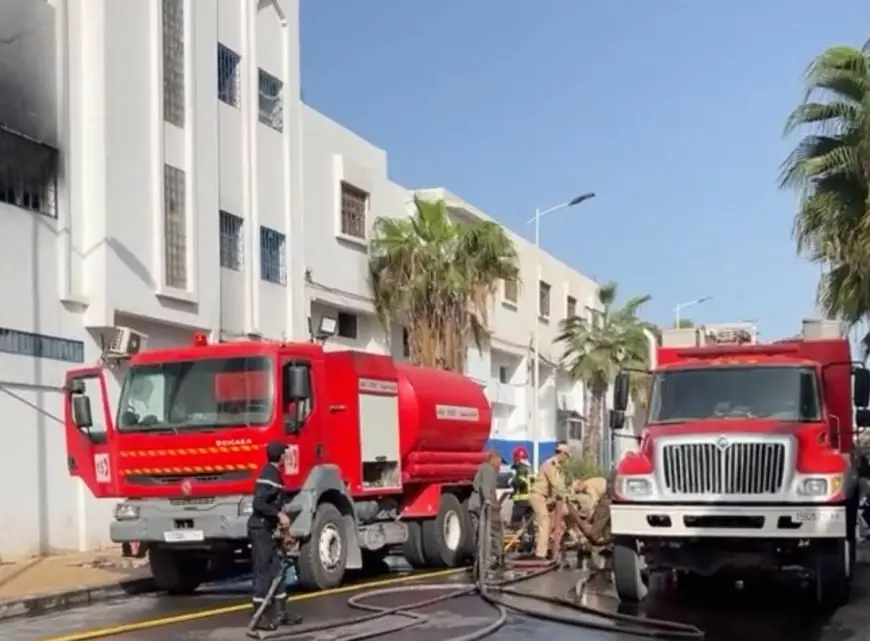 السلطات تنجح في اخماد حريق مهول اندلع بمستودع لشركة للتلفيف بتاسيلا ضواحي أكادير