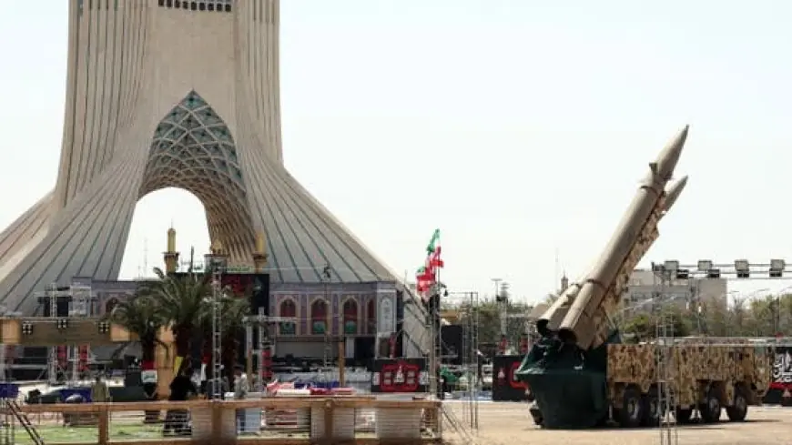 إيران تحذر من خطة أميركية لاستئناف الحرب وتتوعد بضرب قواعدها