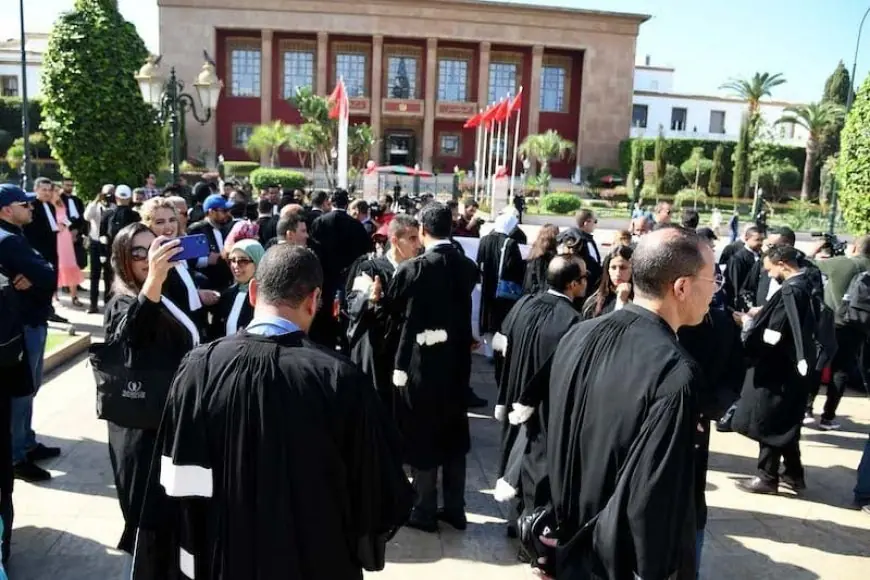 محامو المغرب يمددون التوقف عن العمل إلى 7 أكتوبر ويترقبون مرحلة تشريعية جديدة