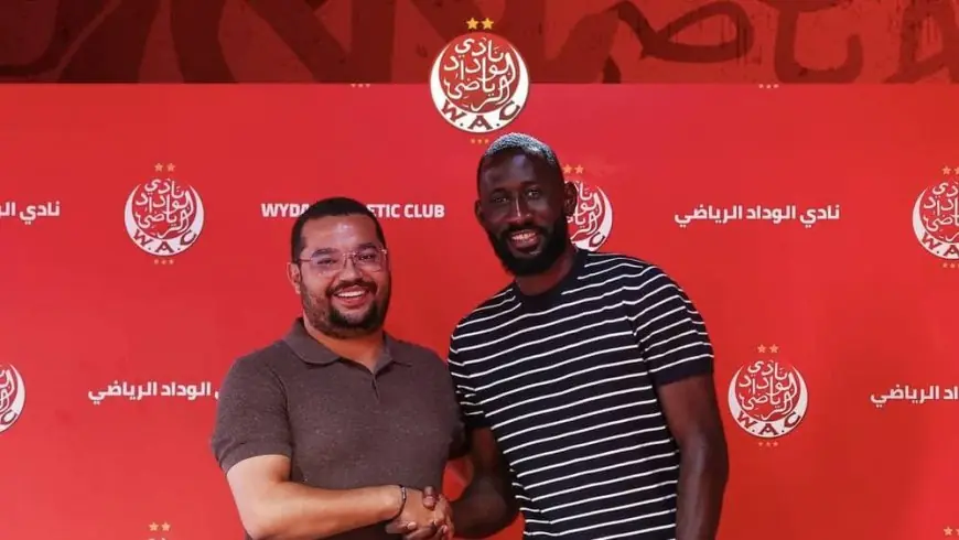الوداد الرياضي يعلن تعاقده مع المهاجم الكونغولي سيلفير غانفولا مبوسي