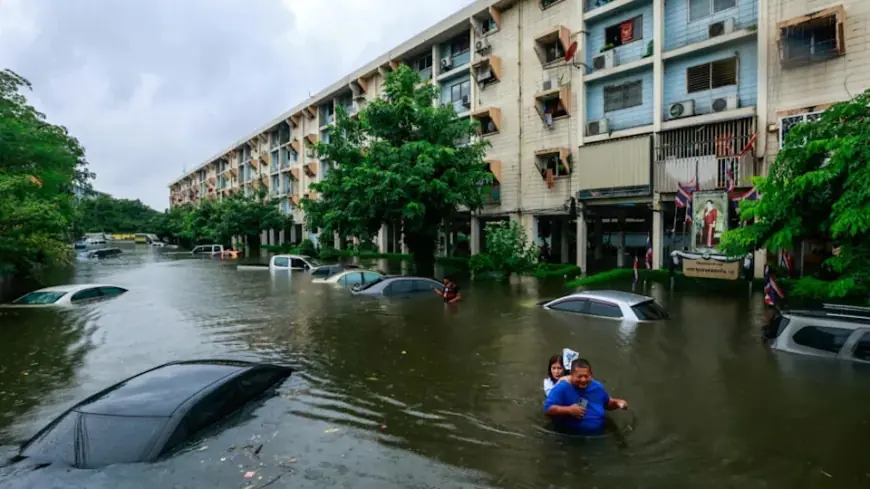 Inondations en Thaïlande : 300 mm de pluie paralysent Bangkok