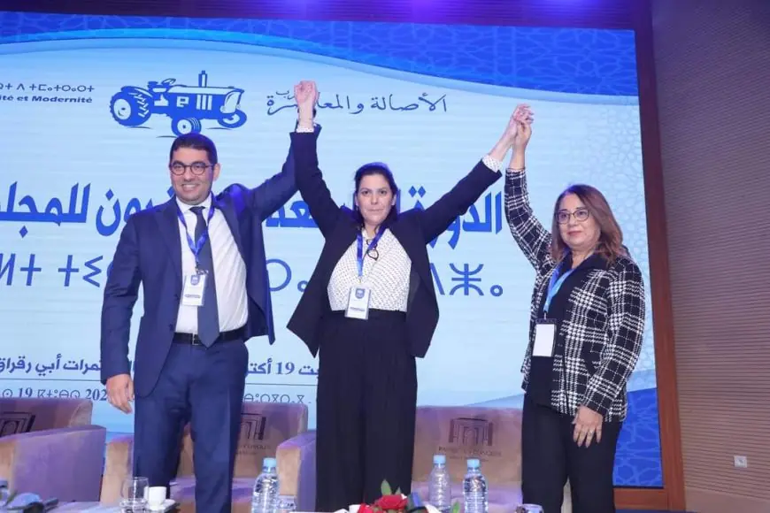 “البام” يعلن استعداده لتحمل المسؤولية في وقائع مكاتب التصويت بطنجة