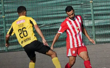 المغرب الفاسي يفوز على حسنية أكادير ويحتفظ بصدارة البطولة الاحترافية