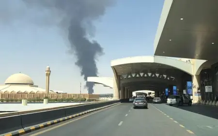 مقتل 3 سعوديين وإصابة آخرين في هجومين على مطار الملك خالد الدولي بالرياض