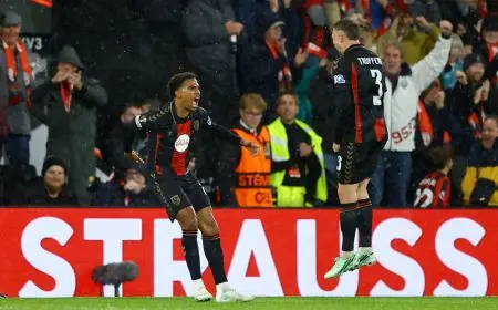 بورنموث يضرب ميلان بثلاثية نظيفة في الدوري الأوروبي