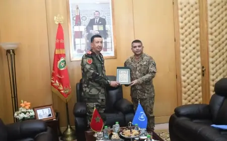 المفتش العام للقوات المسلحة الملكية يستقبل قائد البعثة الأممية الجديد بالأقاليم الجنوبية بأكادير