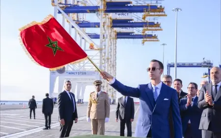 بتعليمات سامية من الملك.. ولي العهد الأمير مولاي الحسن يعطي انطلاقة عمليات أول محطة للحاويات بميناء الناظور غرب المتوسط