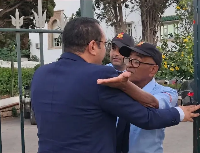 هذه تفاصيل منع مستشار وزير التربية الوطنية من دخول مقر الوزارة