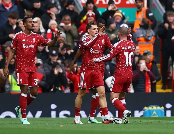 ليفربول يتخطى عقبة برايتون بثنائية نظيفة في الدوري الإنجليزي الممتاز