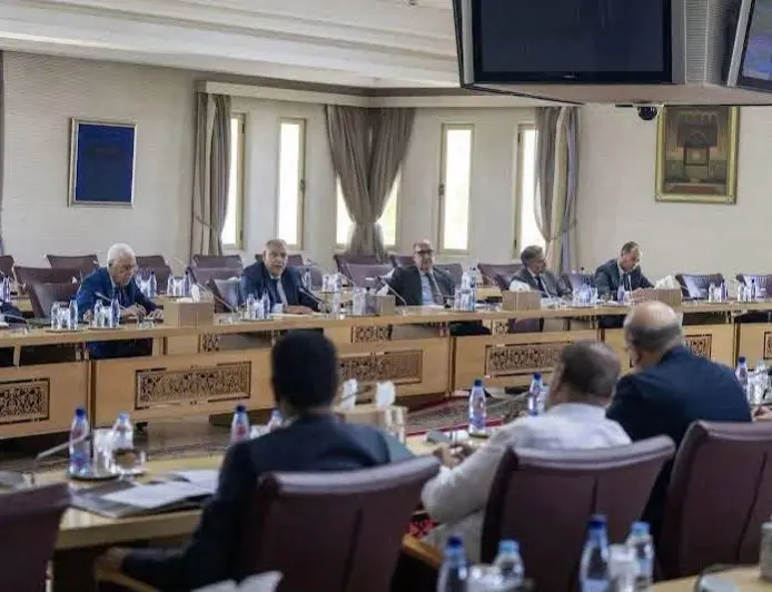 وزارة الداخلية تعقد لقاء ثانيا مع الأحزاب السياسية استعدادا لانتخابات 2027