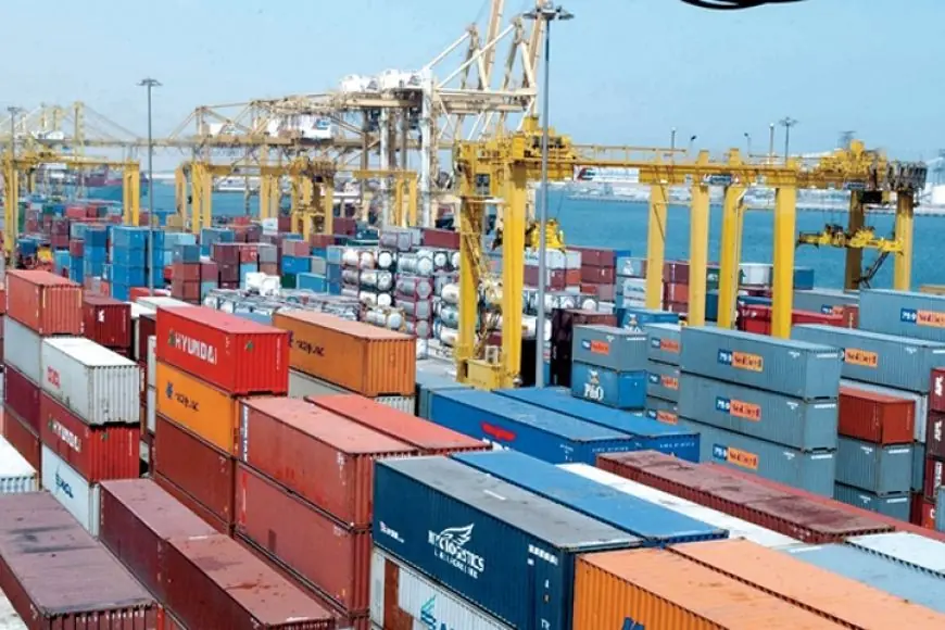 التجارة بين المغرب والجزائر تتراجع بنسبة 90% خلال 4 سنوات .. انهيار للمبادلات و خسائر بالمليارات