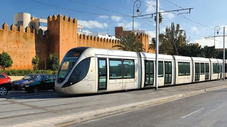 حاجز على السكة يتسبب في توقف حركة الترامواي بالرباط