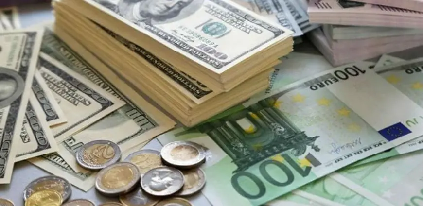 Change : le dirham recule face à l'euro et au dollar en septembre