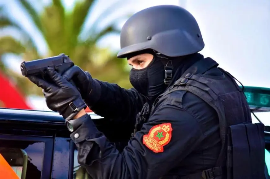 شرطي بفاس يستخدم سلاحه الوظيفي لتوقيف شخص جائح عرض سلامة المواطنين للخطر